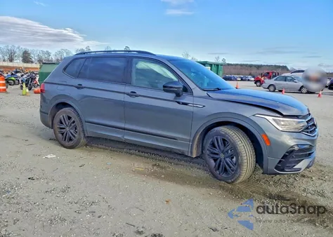 2022 Volkswagen Tiguan Se R-Line Black z USA, uszkodzony, nr VIN 3VVCB7AXXNM074804